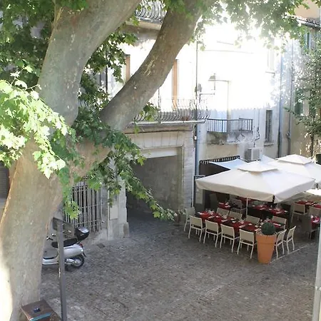 Apartment Entre Le Pont D' Et Le Palais Des Papes *